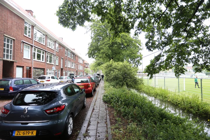 Photo 49 of Brinckerinckstraat 32