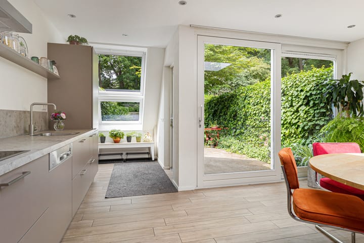 Foto 13 van Heesterlaan 12