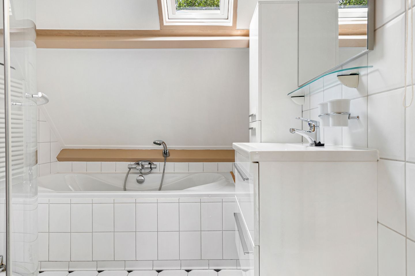 Foto 20 van Heesterlaan 12