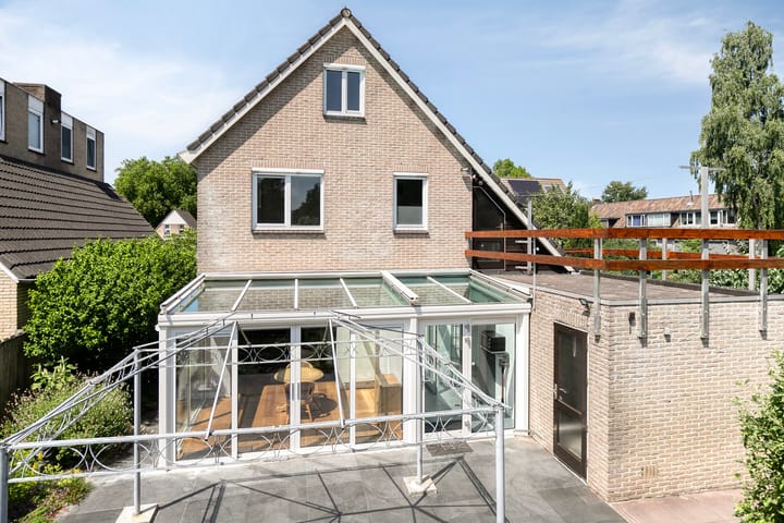 Foto 32 van Helmbloem 36