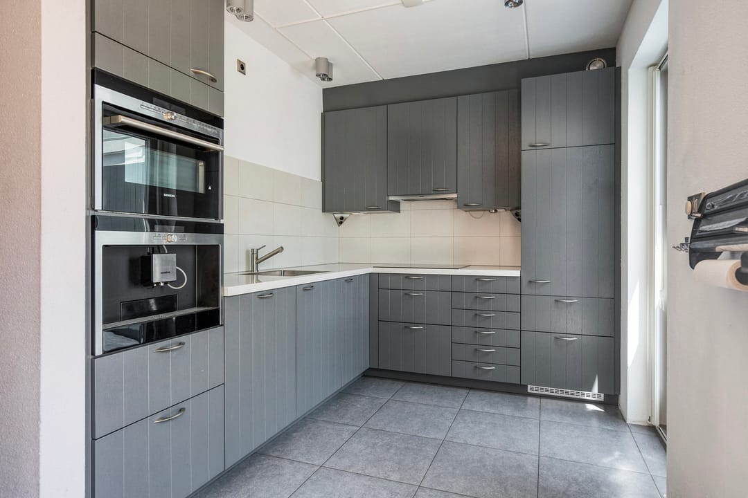 Foto 2 van Helmbloem 36