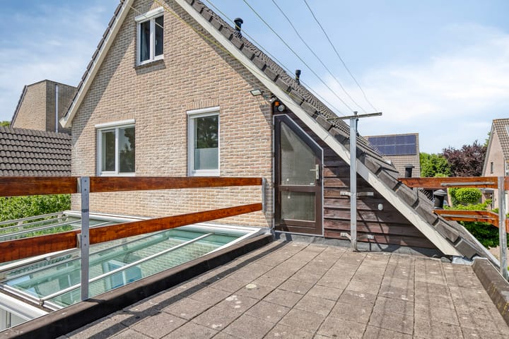 Foto 29 van Helmbloem 36