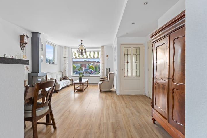 Photo 4 of Jan Steenlaan 11