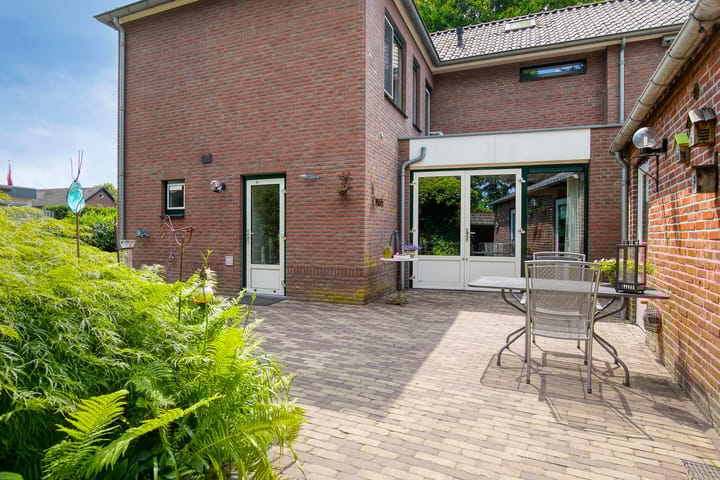 Foto 44 van Wethouder Lemmenstraat 11