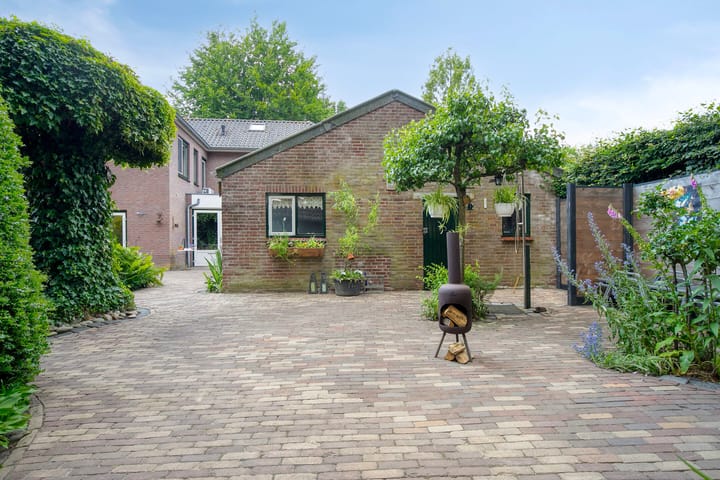 Foto 49 van Wethouder Lemmenstraat 11