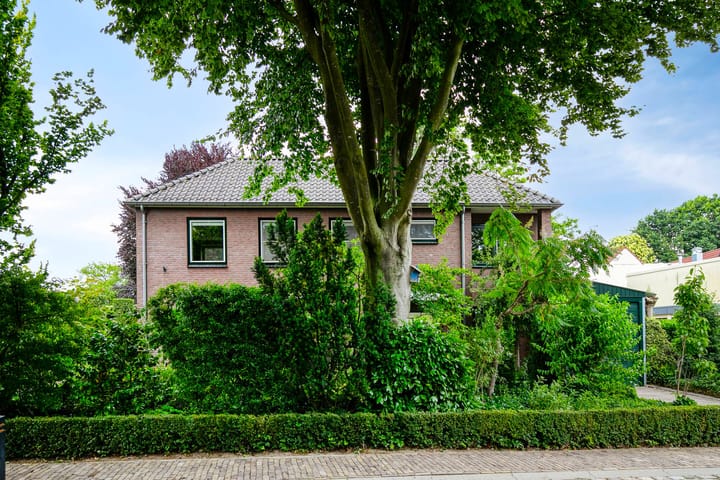 Foto 62 van Wethouder Lemmenstraat 11