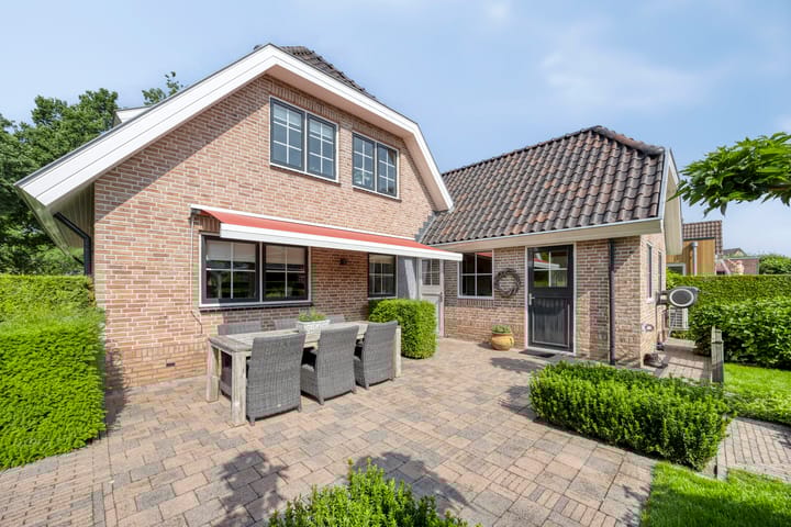 Photo 30 of Zenegroen 24