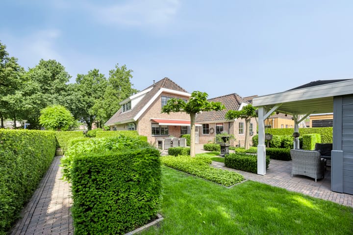 Photo 36 of Zenegroen 24