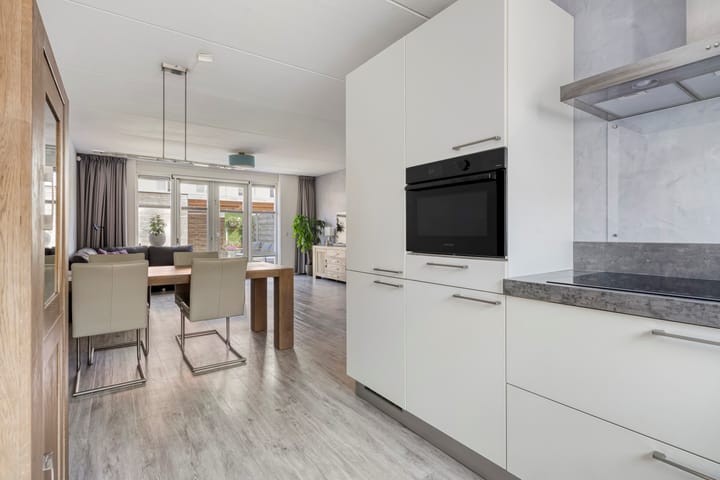 Foto 11 van Zwedenstraat 11