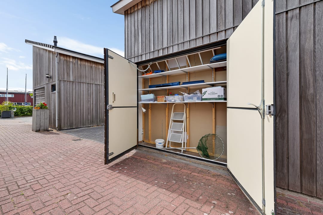 Photo 17 of De Opper 12-37