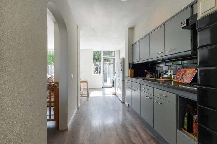 Photo 12 of Ferdinand Bolplein 31