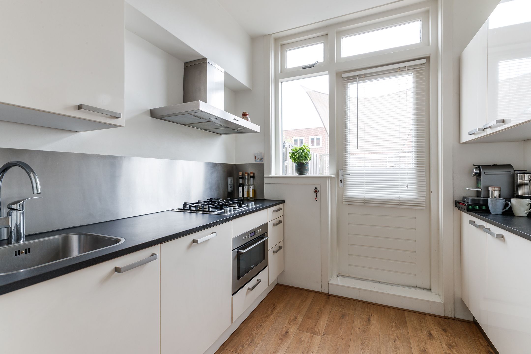 Foto 15 van Burgemeester van Tuyllkade 98-BS