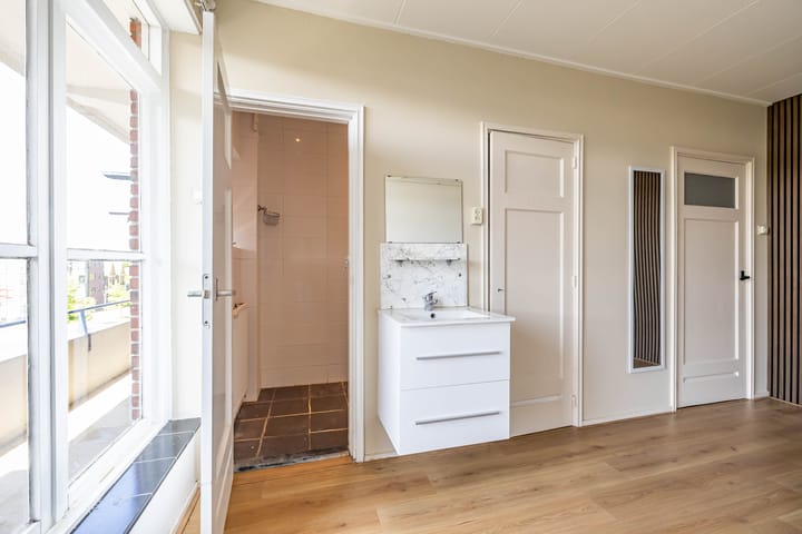 Foto 22 van Jachtlaan 4-C