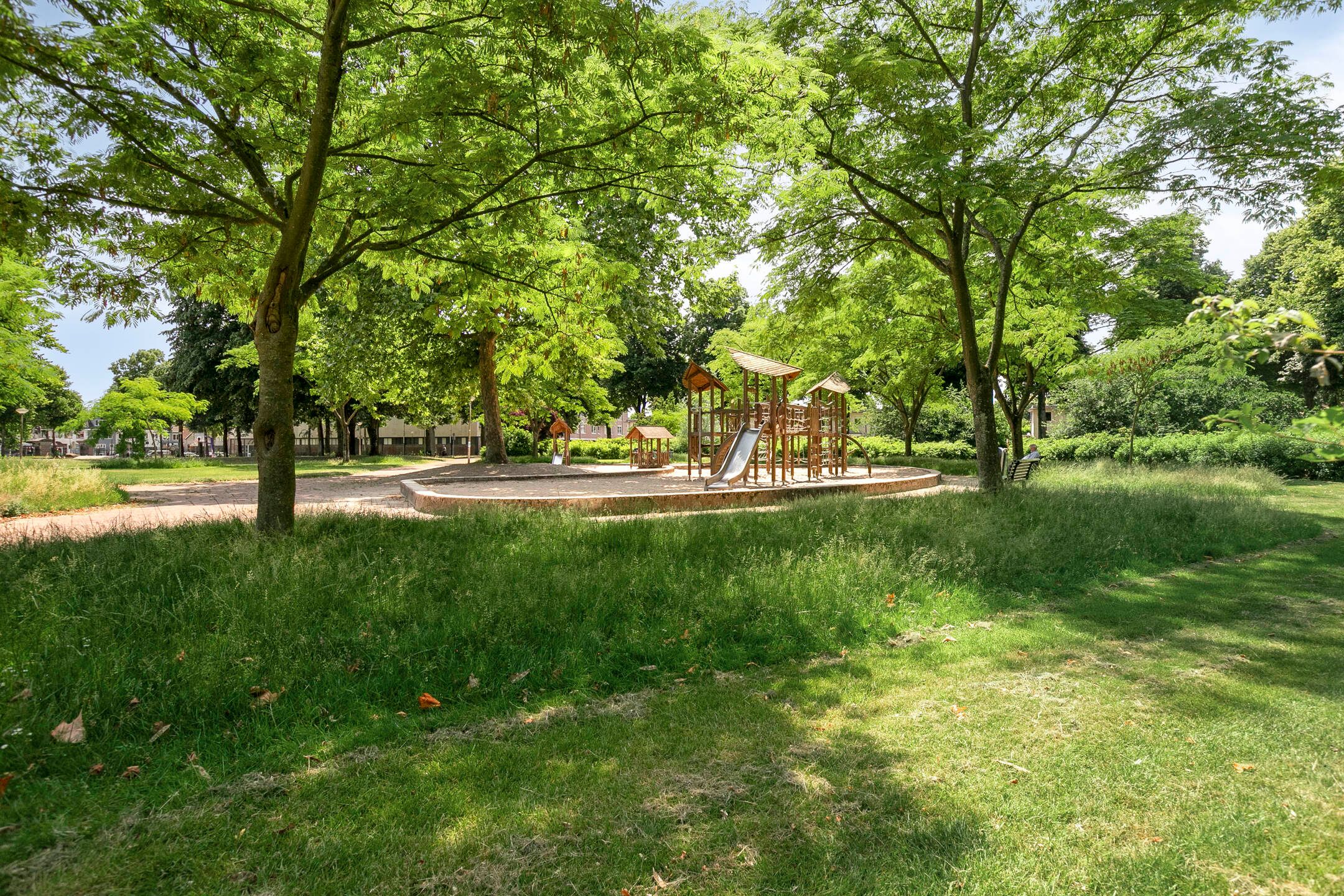 Foto 51 van Graaf Hendriklaan 23