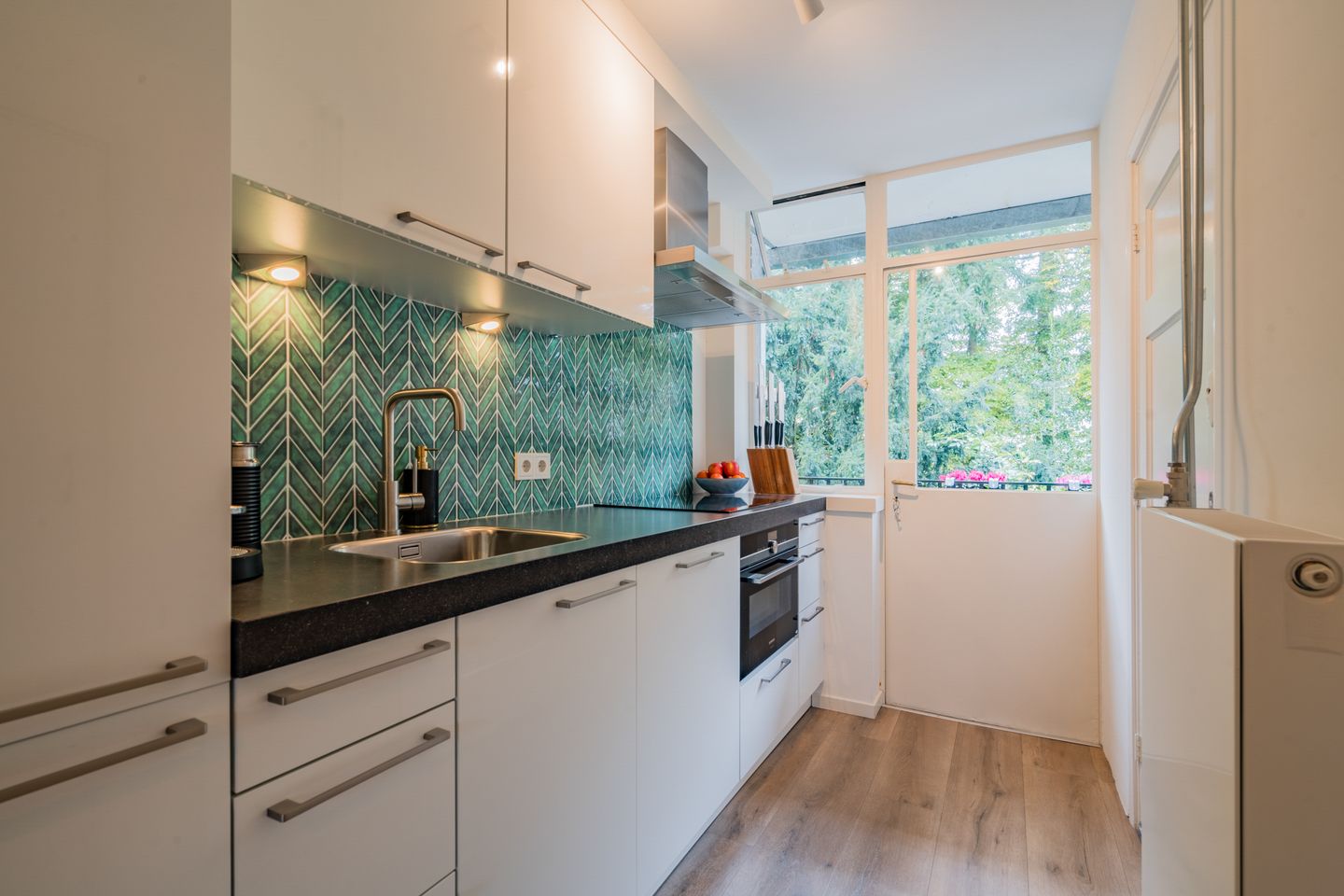 Foto 10 van Diedenweg 93-I