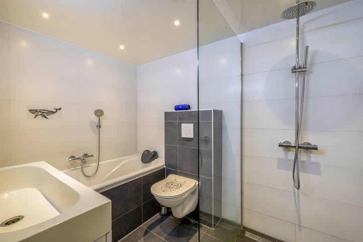 Photo 28 of Willem Buytewechstraat 195-C