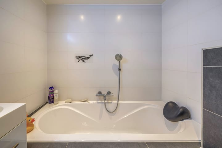 Photo 30 of Willem Buytewechstraat 195-C