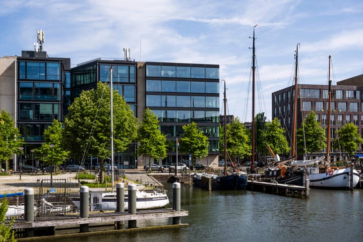 Krijn Taconiskade 410-422, Amsterdam