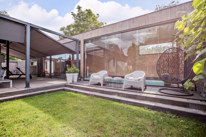 Photo 4 of Jutta van Nassaulaan 8