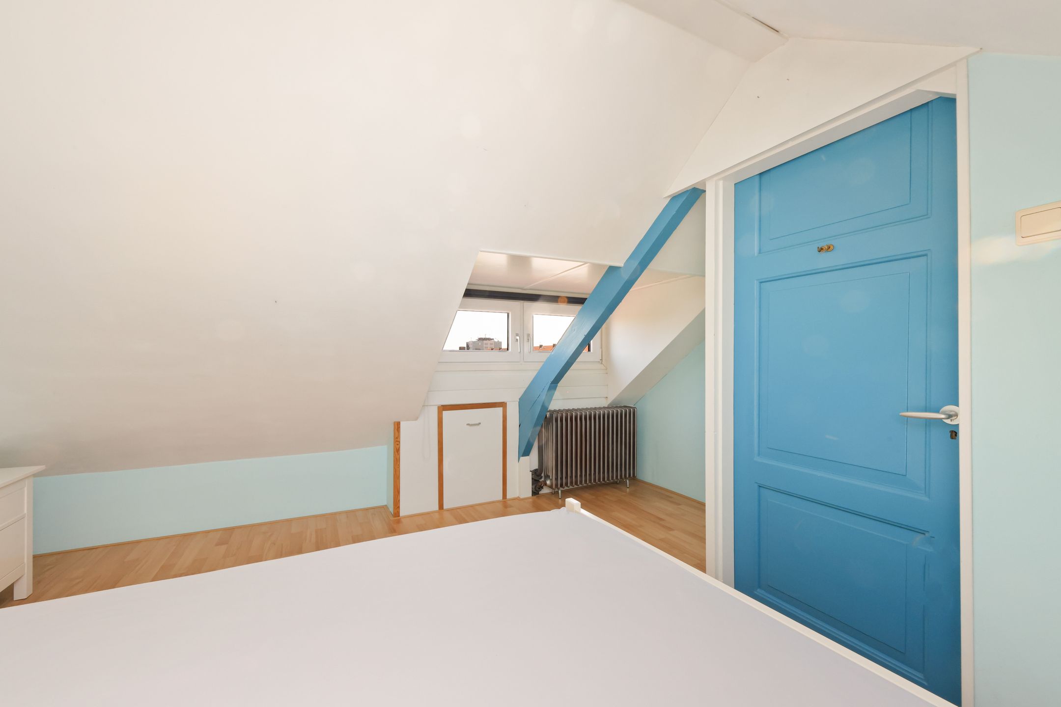 Photo 33 of Velserduinweg 6