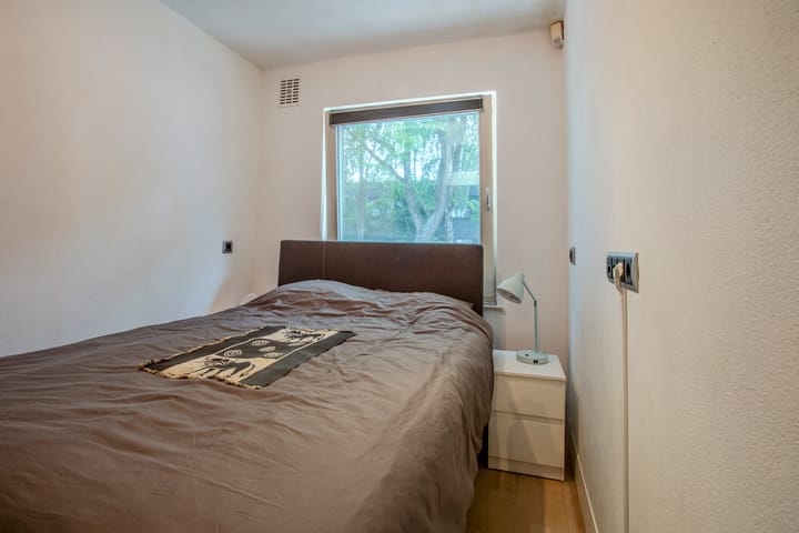 Photo 16 of Jutta van Nassaulaan 8