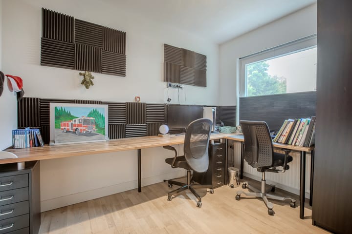 Photo 17 of Jutta van Nassaulaan 8