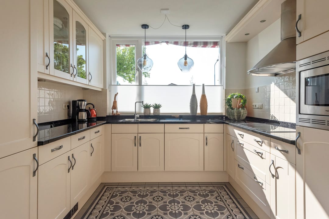 Foto 7 van Henriëtte Roland Holststraat 4