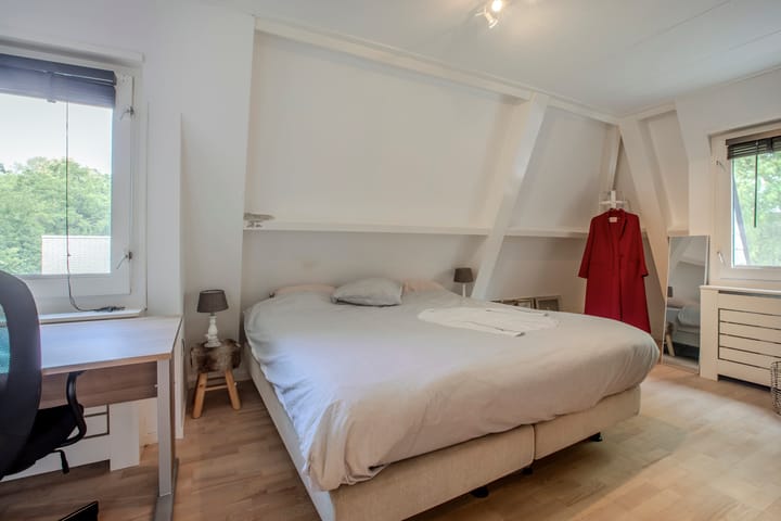 Photo 31 of Jutta van Nassaulaan 8