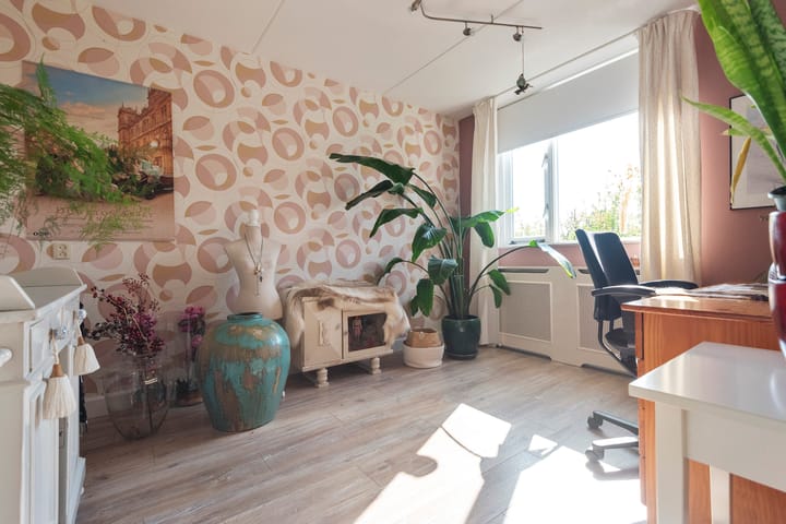 Foto 14 van Henriëtte Roland Holststraat 4