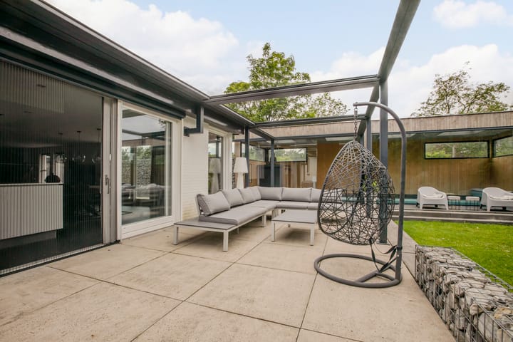 Photo 41 of Jutta van Nassaulaan 8