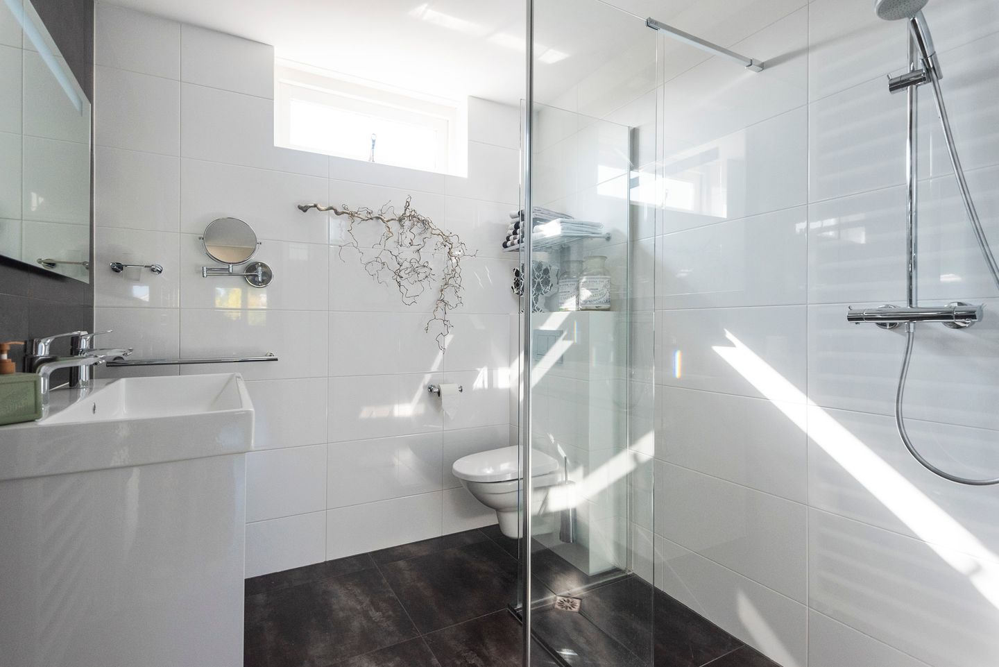 Foto 20 van Henriëtte Roland Holststraat 4