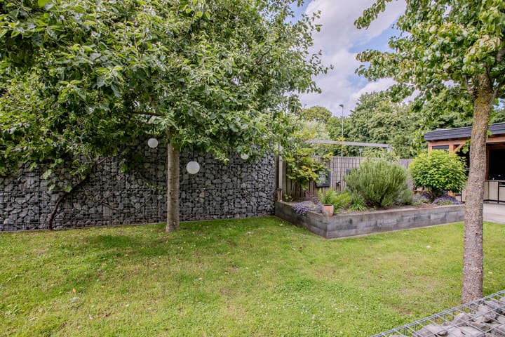 Photo 45 of Jutta van Nassaulaan 8