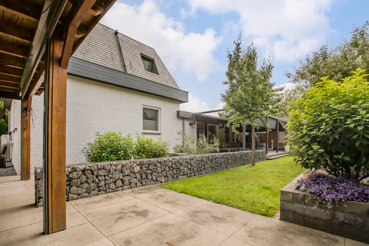 Photo 49 of Jutta van Nassaulaan 8