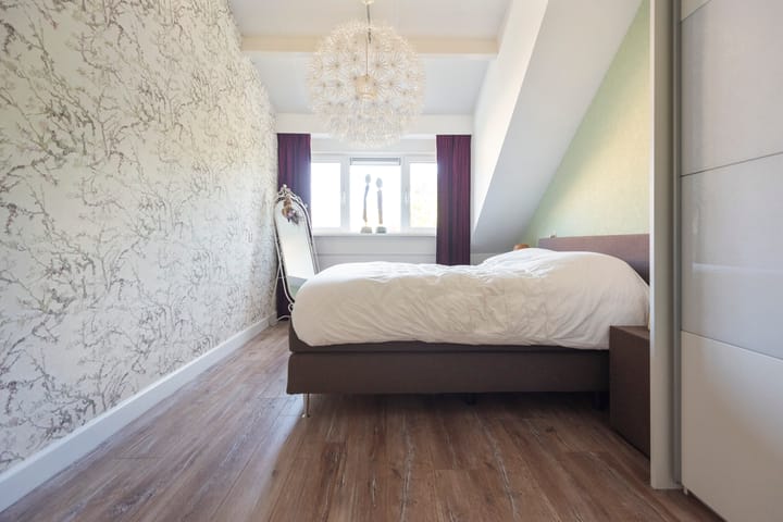 Foto 12 van Henriëtte Roland Holststraat 4