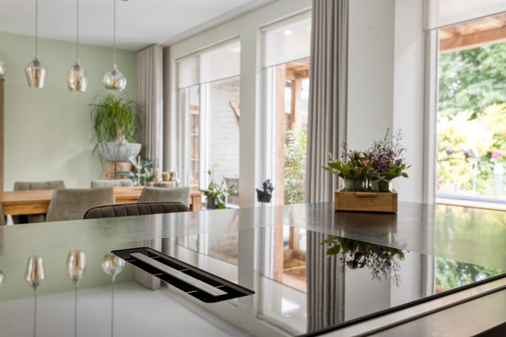 Photo 5 of van Beverwijkstraat 8