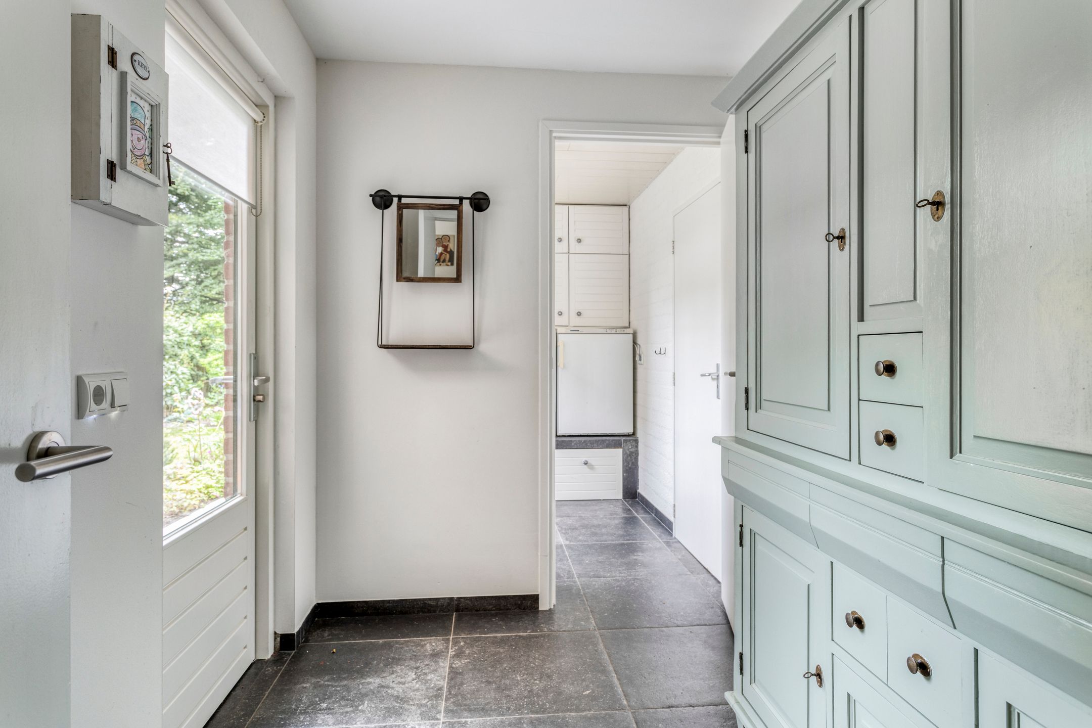 Photo 18 of van Beverwijkstraat 8