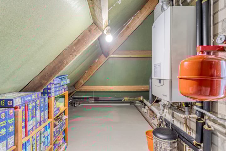 Foto 33 van van Beverwijkstraat 8