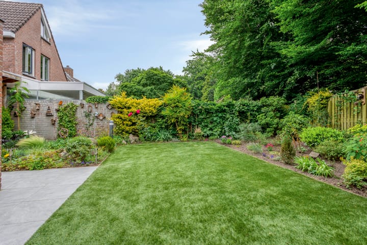 Foto 42 van van Beverwijkstraat 8