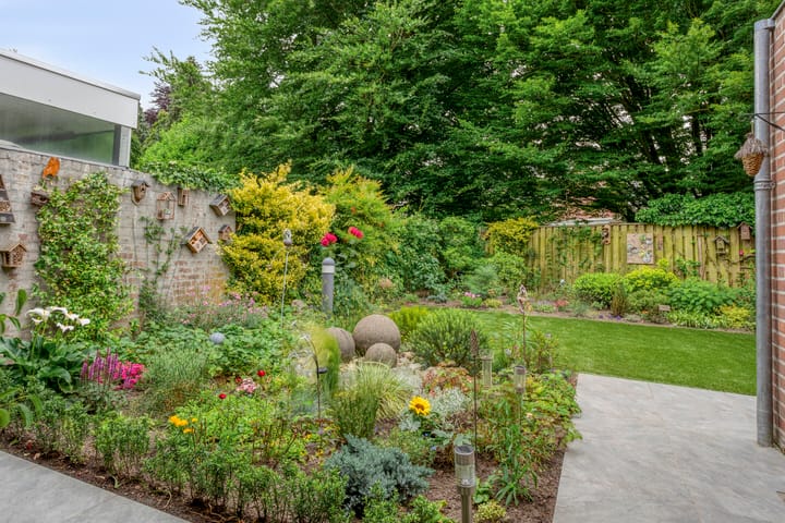 Foto 44 van van Beverwijkstraat 8