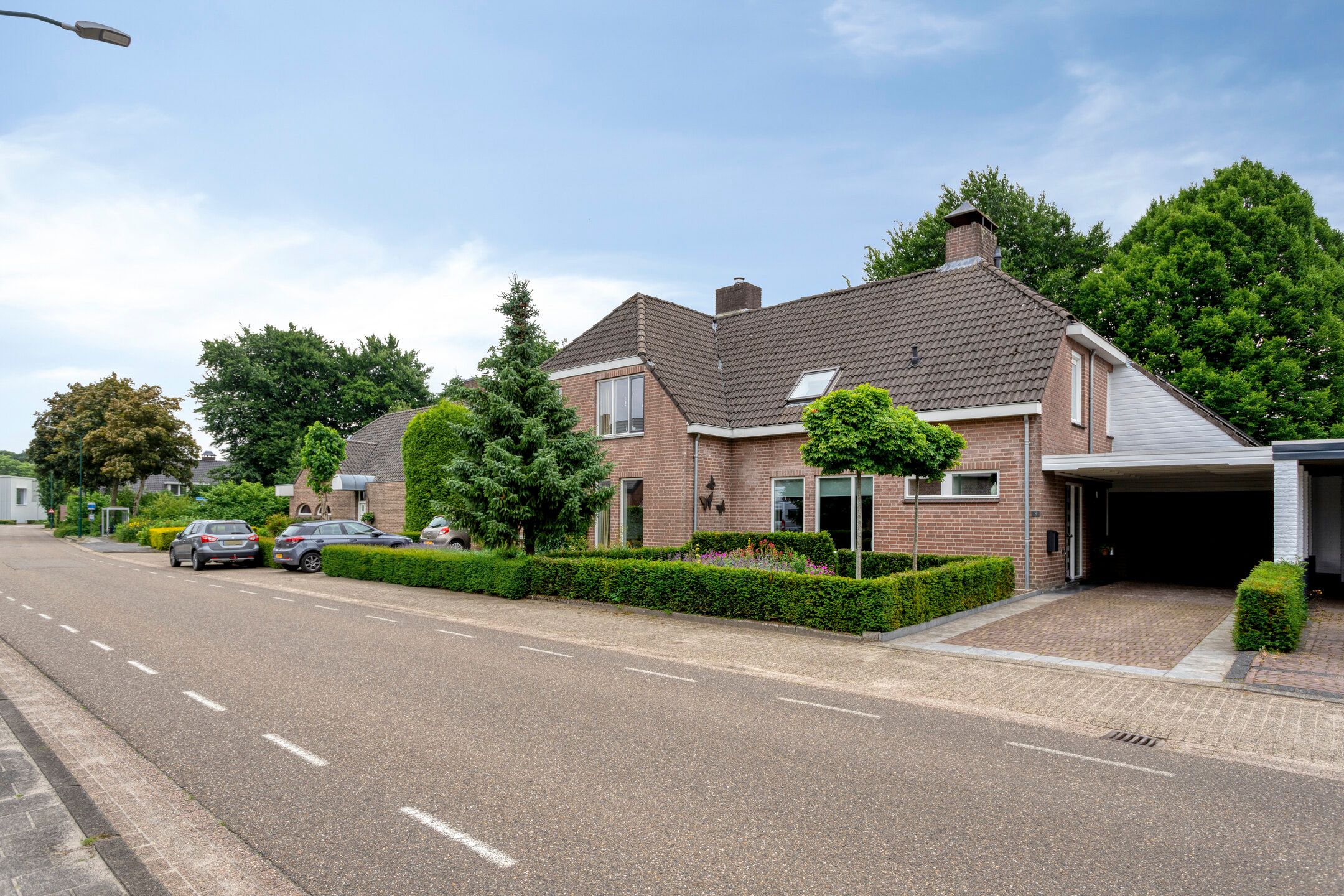 Photo 45 of van Beverwijkstraat 8