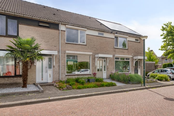 Foto 3 van Deken van den Heuvelstraat 96