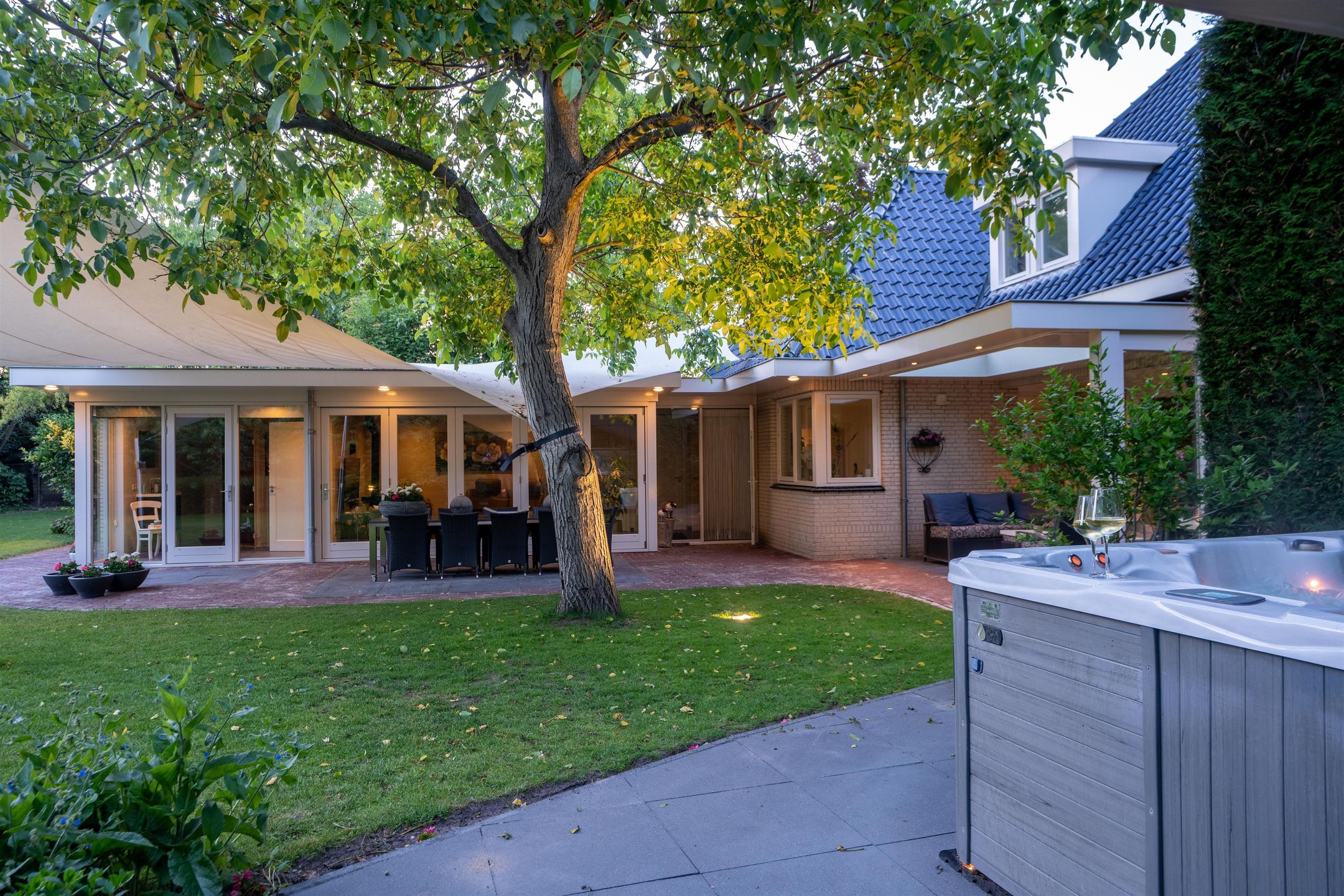 Foto 69 van Tuinstraat 16