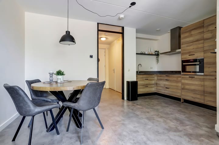 Foto 5 van Baroniestraat 46-08