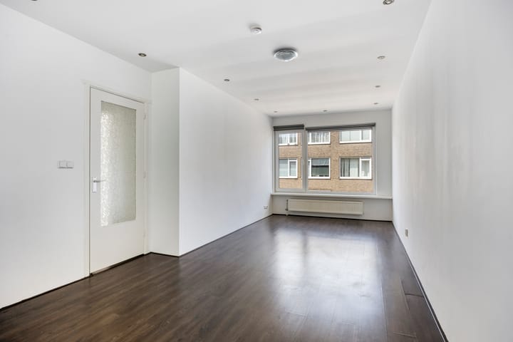 Foto 3 van Terschellingsestraat 10-B