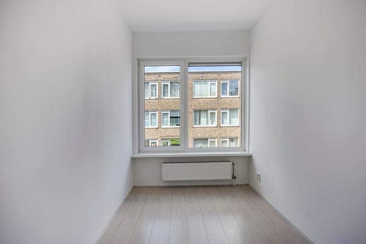 Foto 18 van Terschellingsestraat 10-B