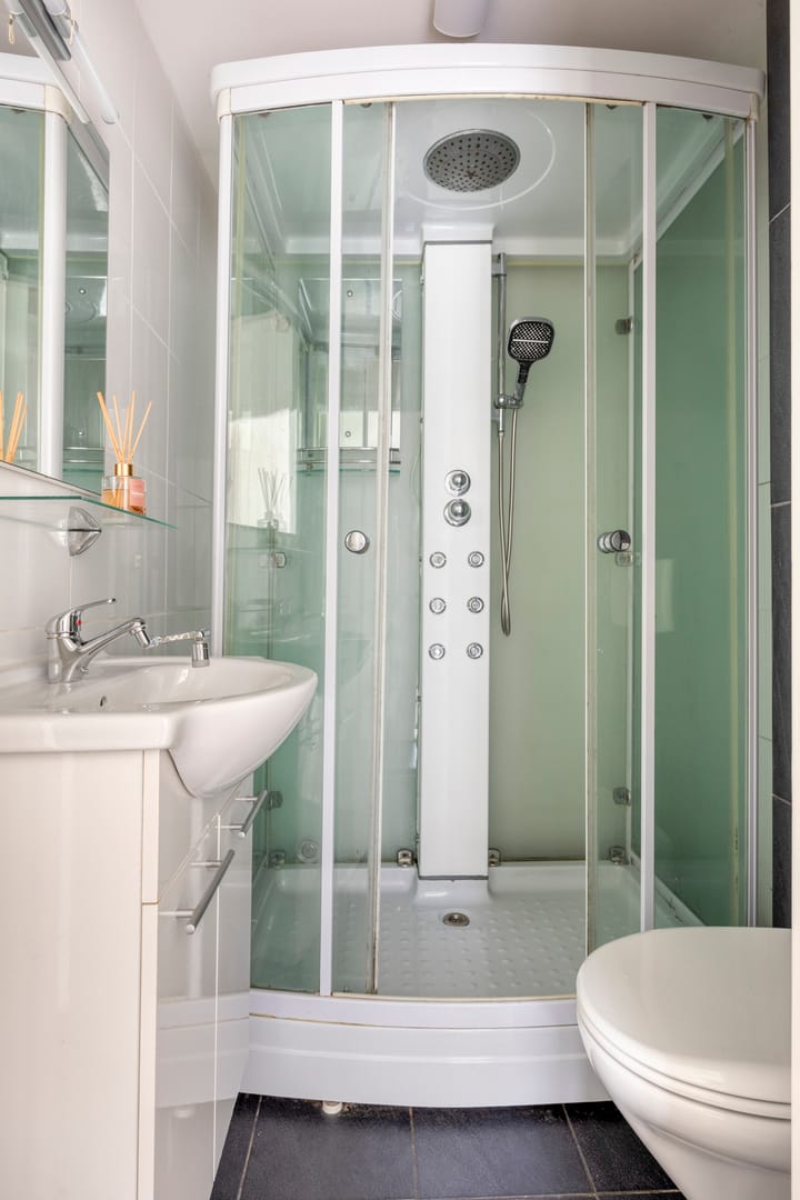 Foto 21 van Terschellingsestraat 10-B