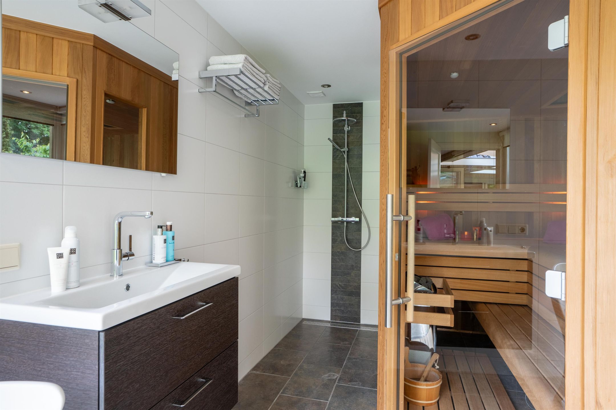 Foto 36 van Tuinstraat 16