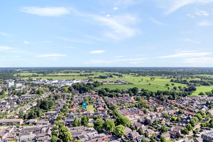 Foto 2 van Schoolstraat 1