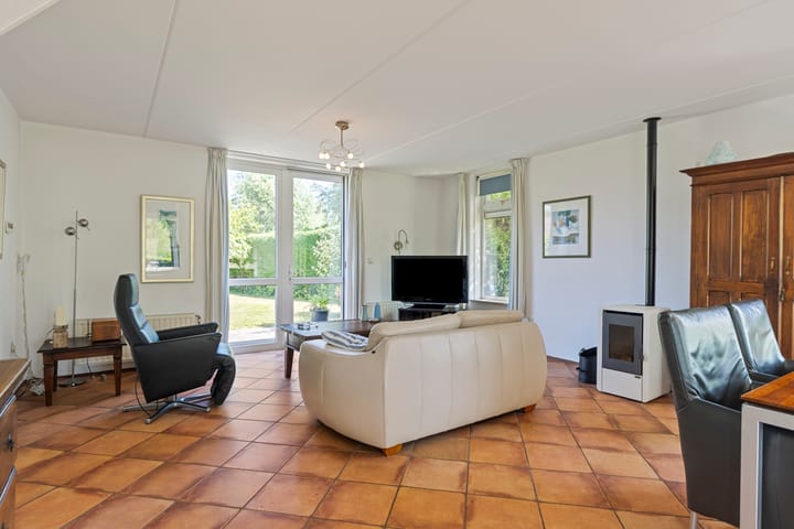 Foto 8 van Muidenweg 201