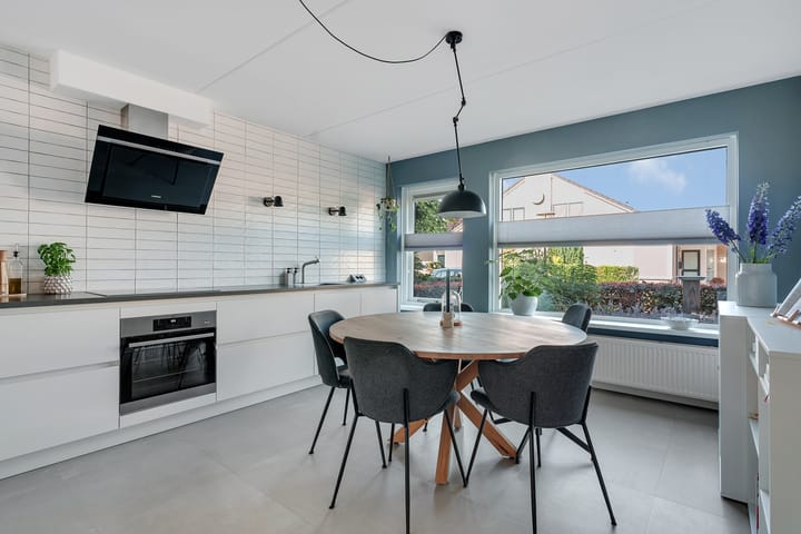 Photo 10 of Bottelroos 25